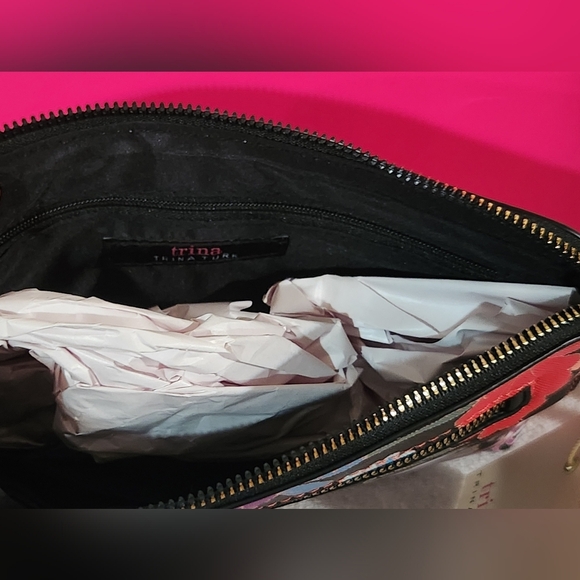 Trina Turk Saffiano Leather Wristlet NWT - Picture 6 of 8